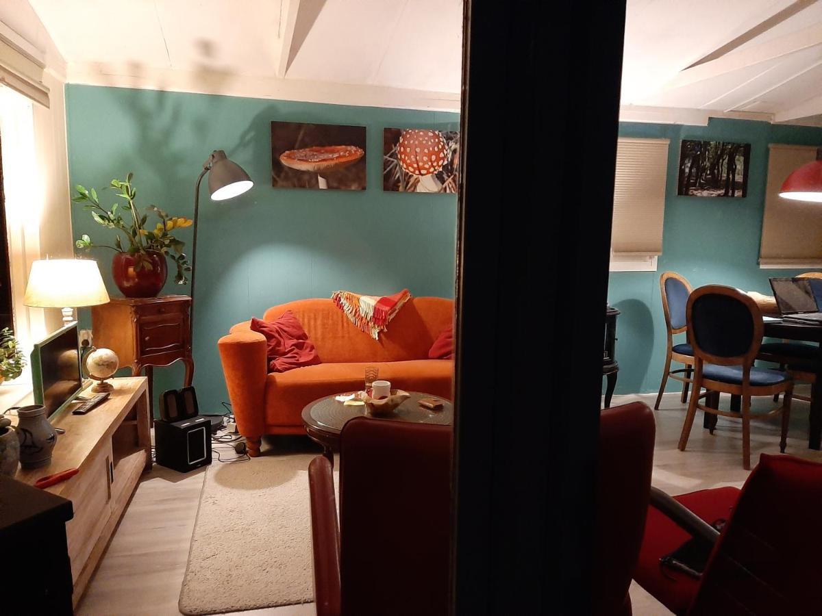 Boshuis Turquoise / Smaakvol Genieten Op De Veluwe Hoenderloo Exteriér fotografie